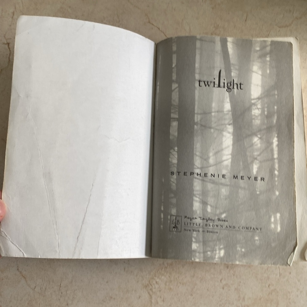 Twilight, Eclipse, Breaking Dawn - Set of 3 - Picture 7 of 13